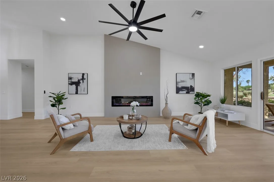 8805 Litchfield Avenue — photo 4