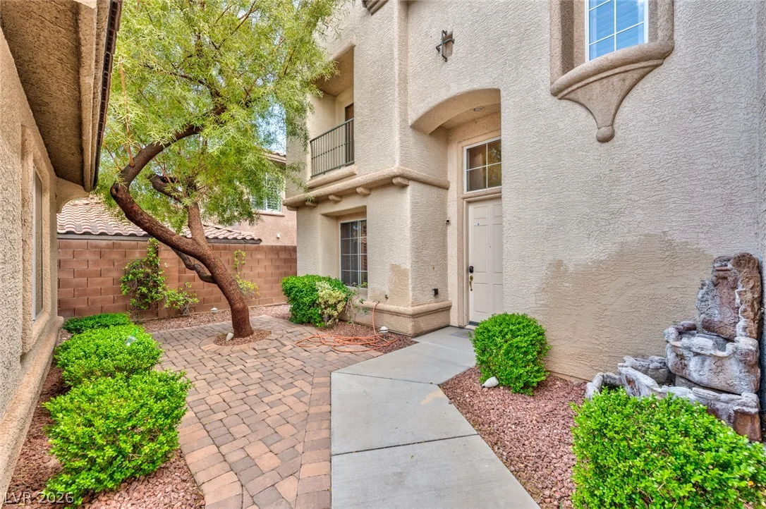 11409 Orazio Drive — photo 2