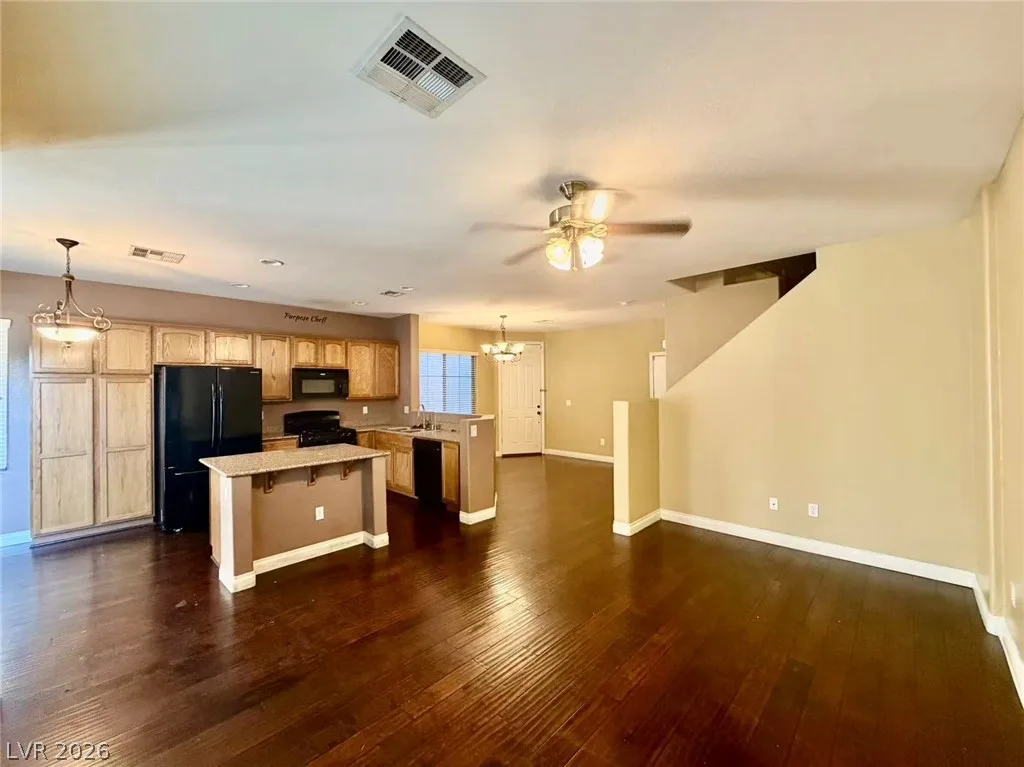 5310 Floating Flower Avenue — photo 3
