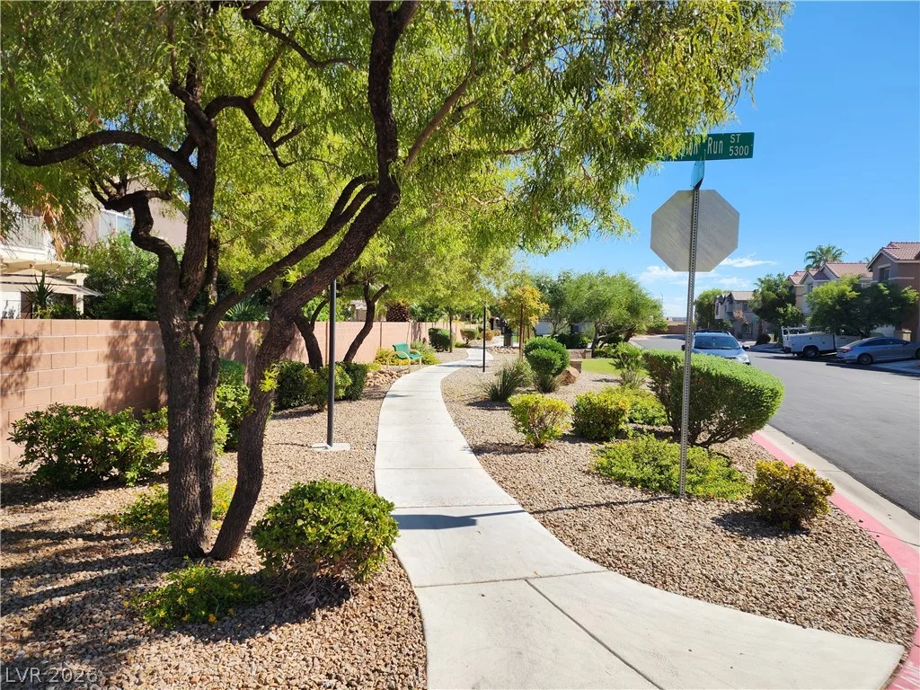 5395 Champion Run Street — photo 1