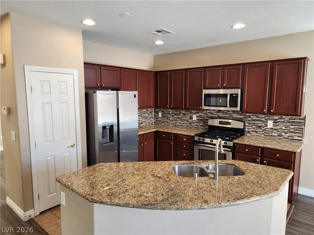 5395 Champion Run Street — photo 3
