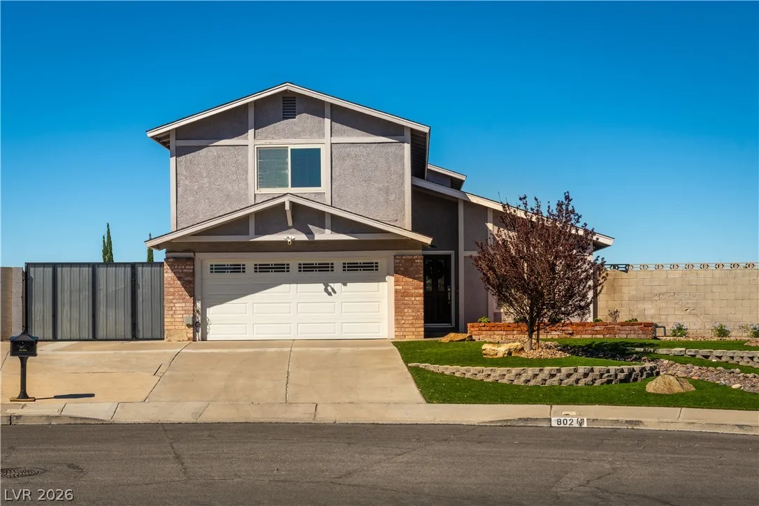 802 Cherry Drive — photo 1