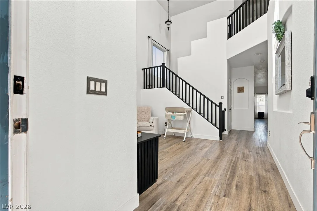 6034 Genovese Avenue — photo 5