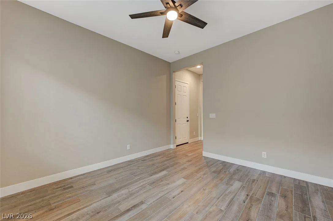 3937 Speckled Wood Avenue — photo 4