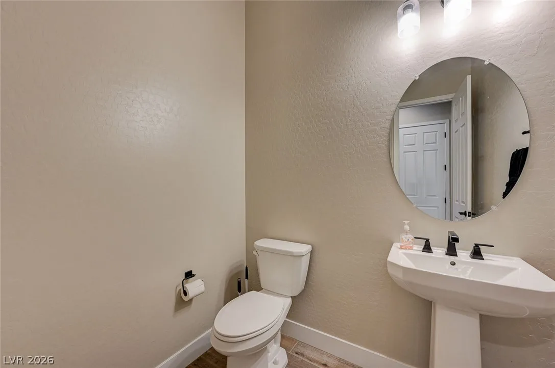3937 Speckled Wood Avenue — photo 5