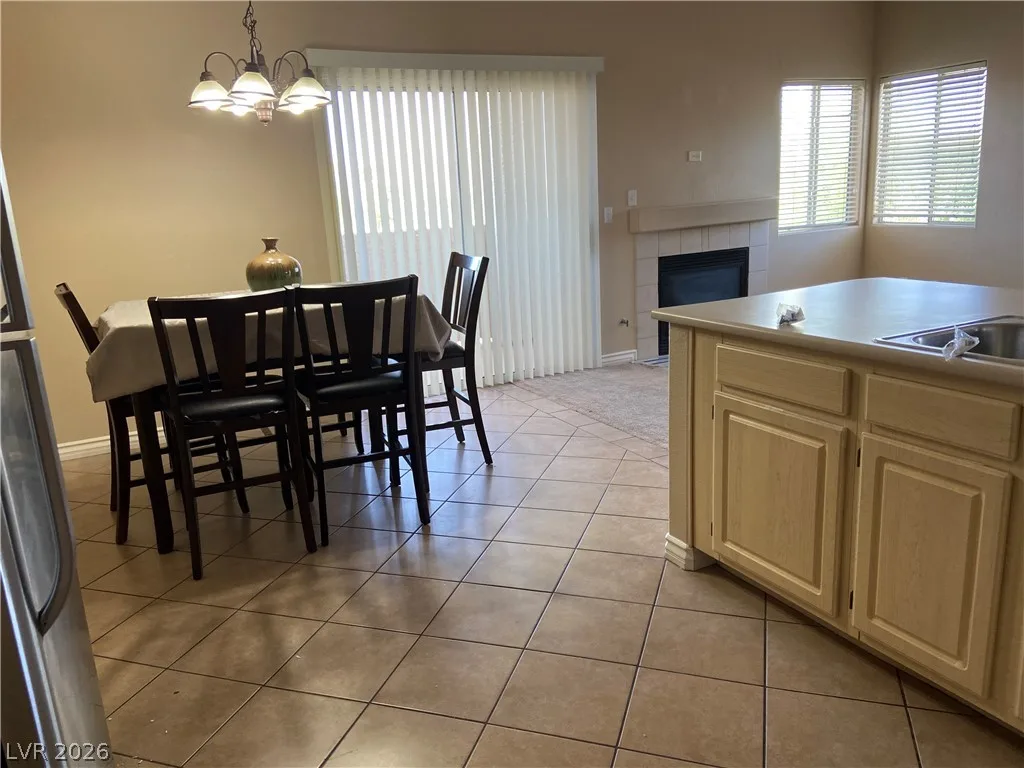 855 North Stephanie Street 2021 — photo 4