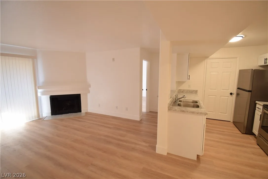 230 Mission Catalina Lane 207 — photo 5