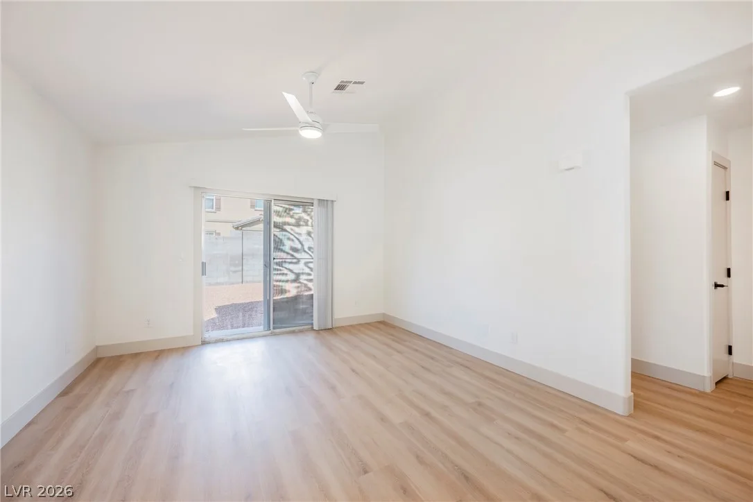 4575 Skybolt Street — photo 5