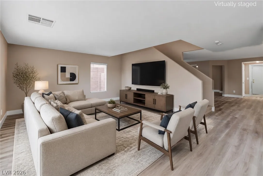 11705 Grotta Azzurra Avenue — photo 2
