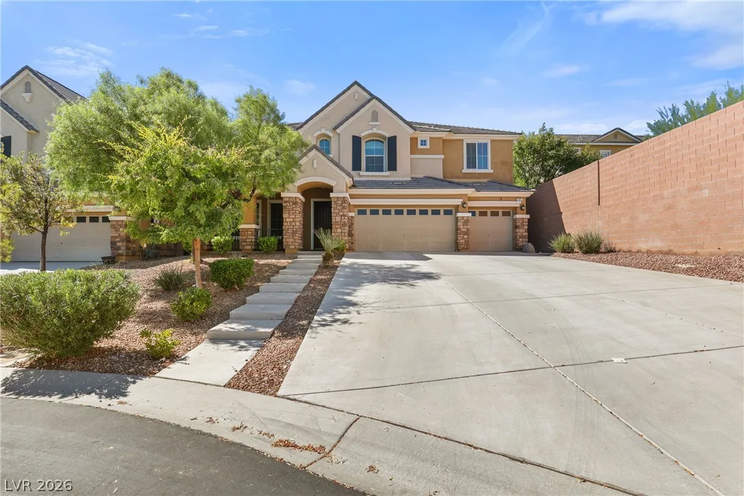 7037 Twin Forks Peak Street — photo 1