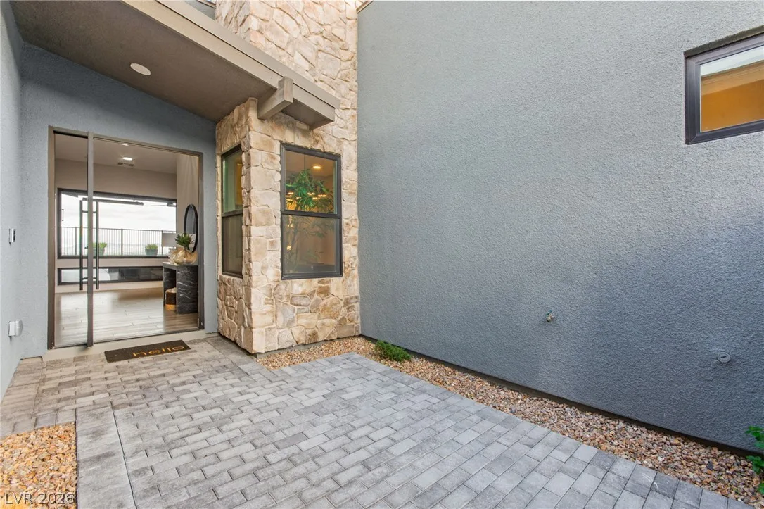 810 Bolide Street — photo 4