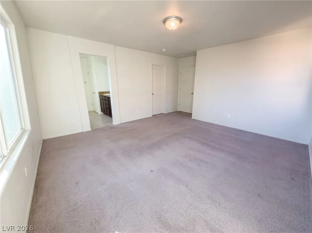 10713 Dobbs Avenue — photo 4