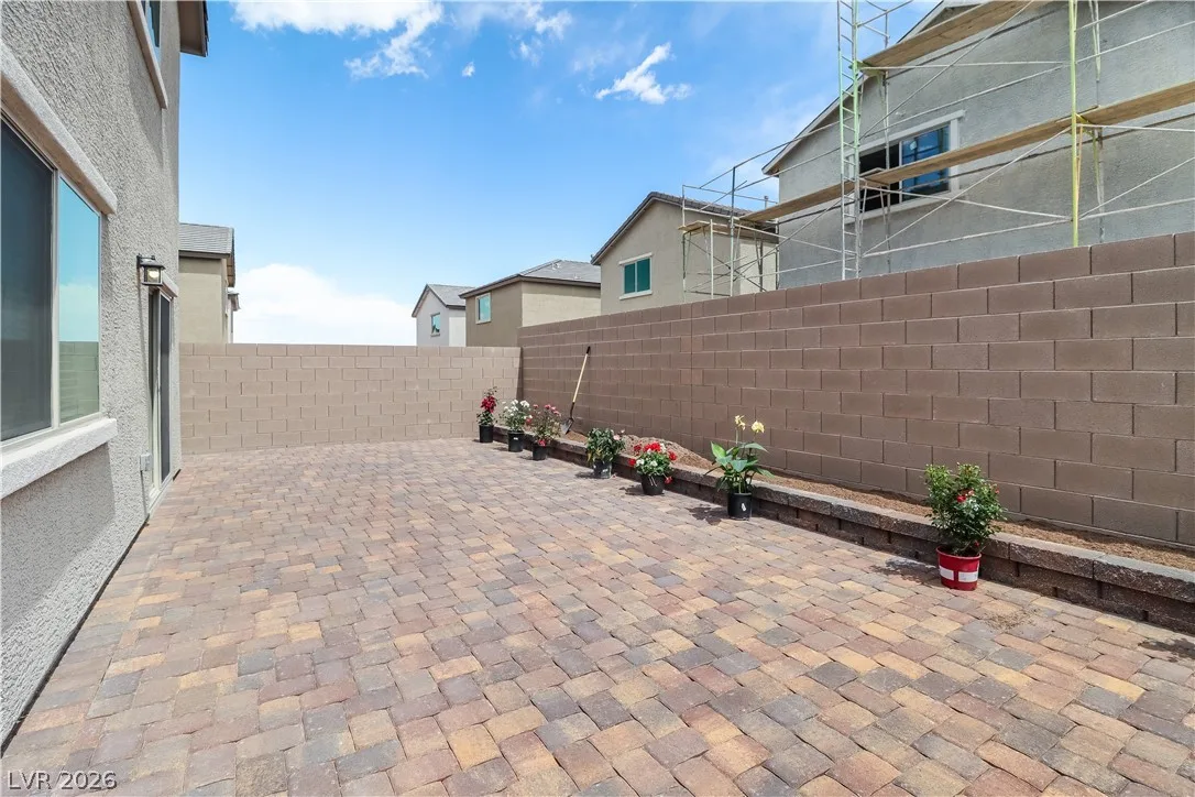 6022 S. Tomsik Street — photo 2