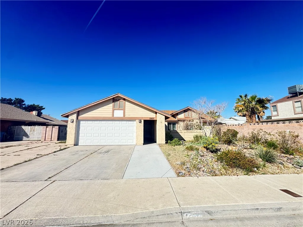 7267 Sixshooter Drive — photo 1