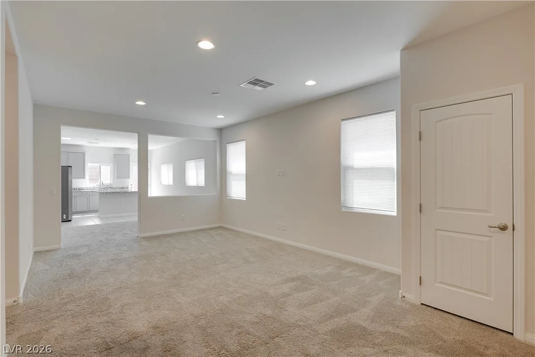 7039 Atwood Peaks Avenue — photo 5