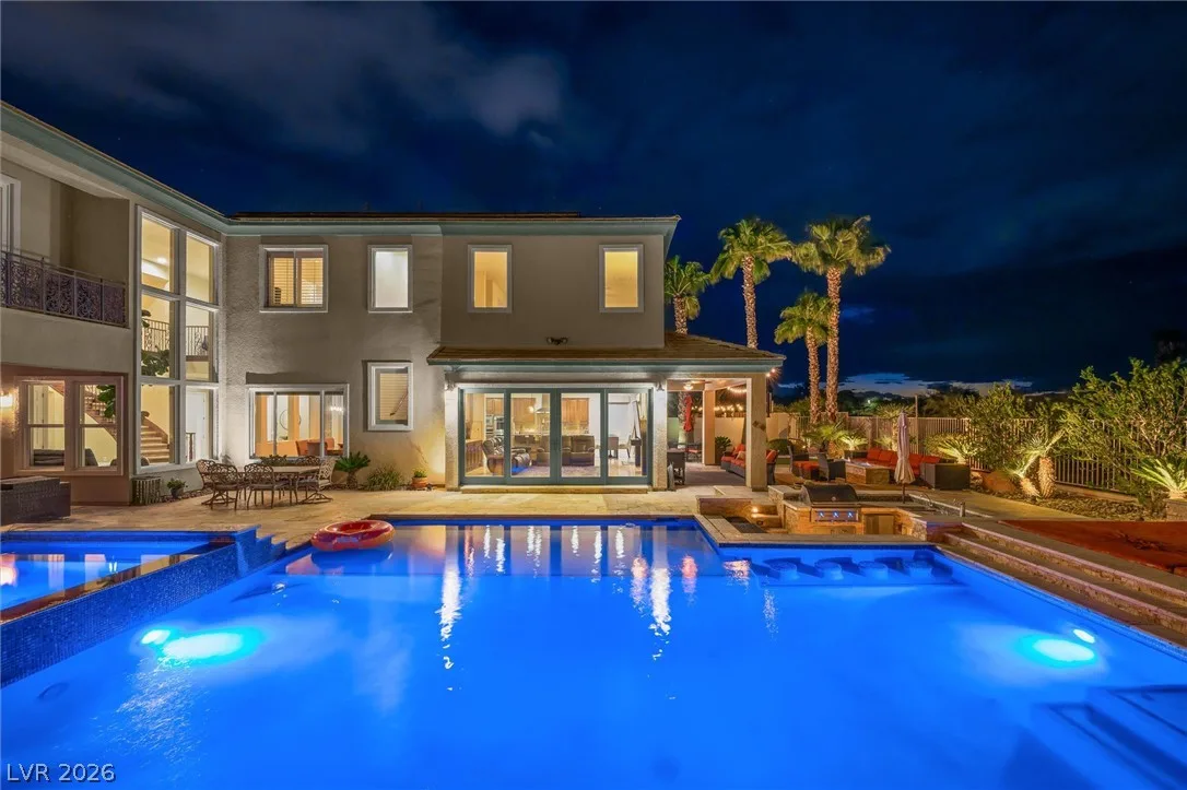 7316 Heritage Harbor Drive — photo 1