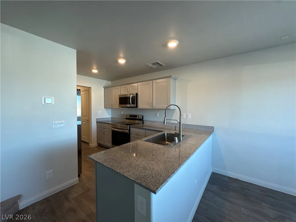 12284 Radiant Sunrise Road 2 — photo 2