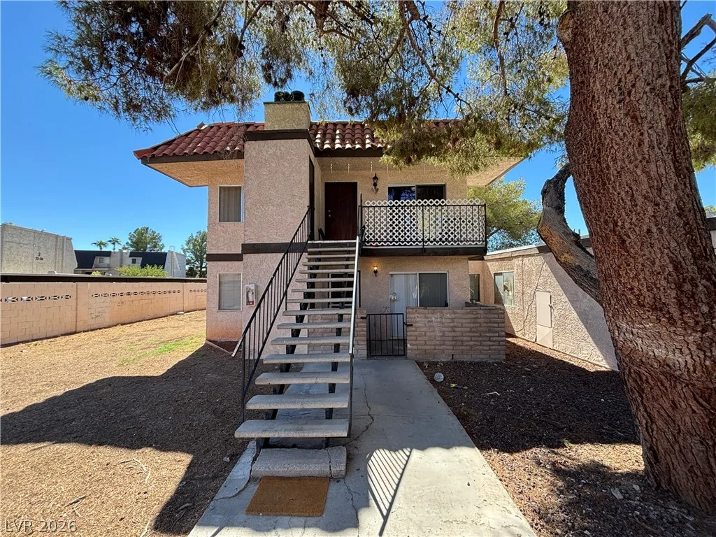2772 Eldora Circle C — photo 1