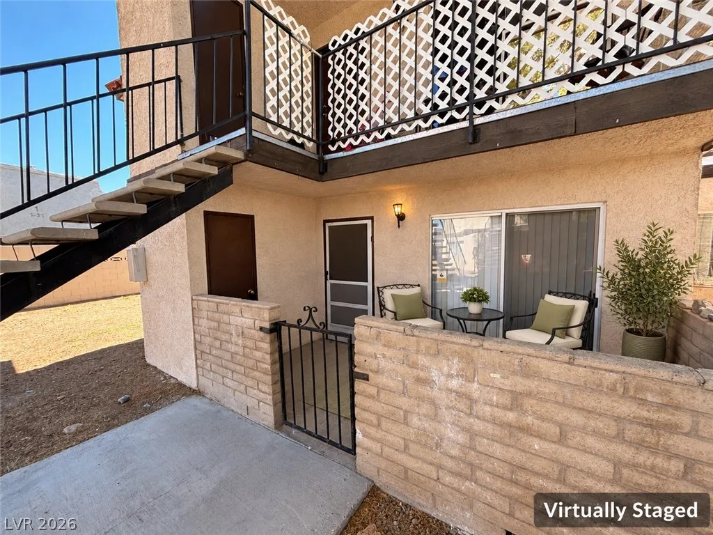 2772 Eldora Circle C — photo 2