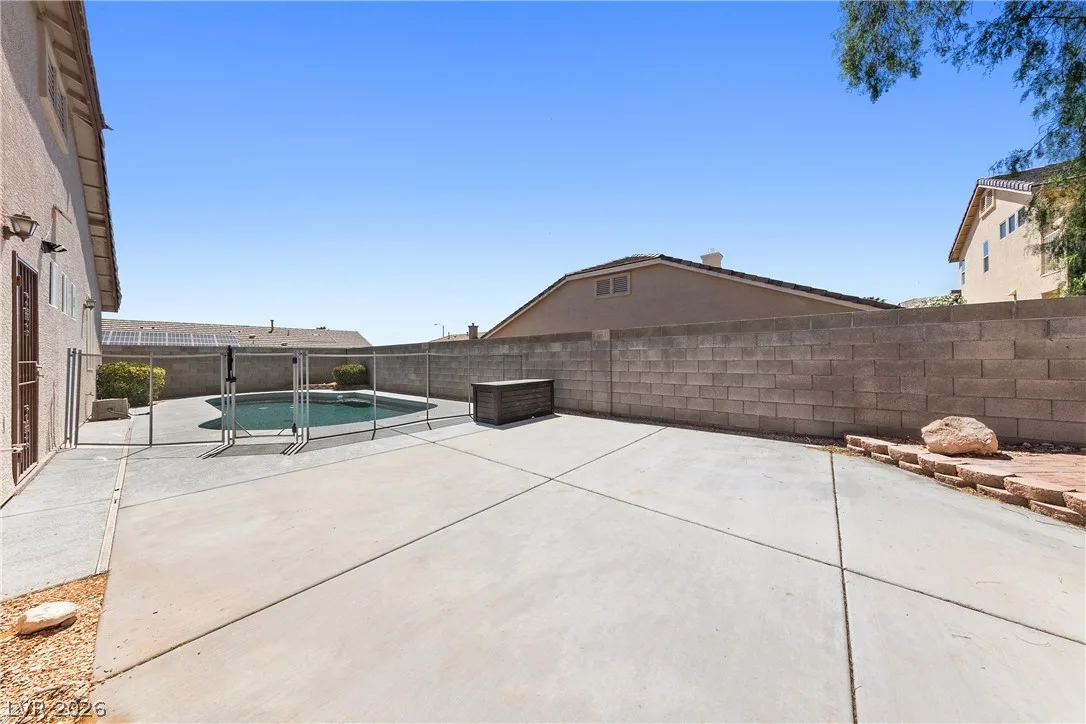 9613 Cherry Canyon Avenue — photo 4