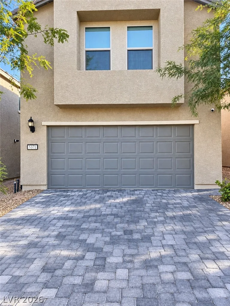 5371 Barcola Avenue — photo 1