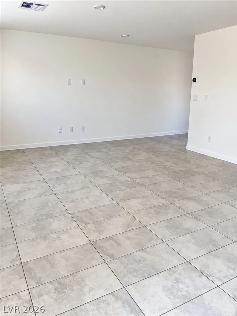 5371 Barcola Avenue — photo 4
