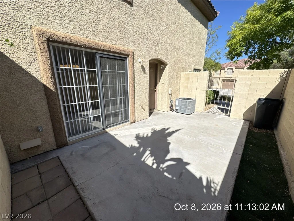 7633 AMATO Avenue — photo 4