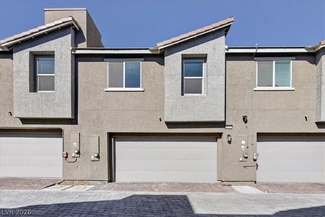 6811 Sage Gold Court — photo 2