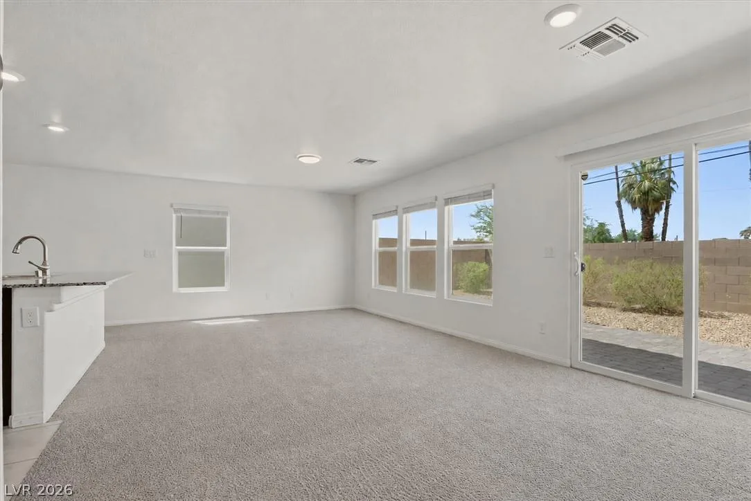 4056 Campeche Avenue — photo 4