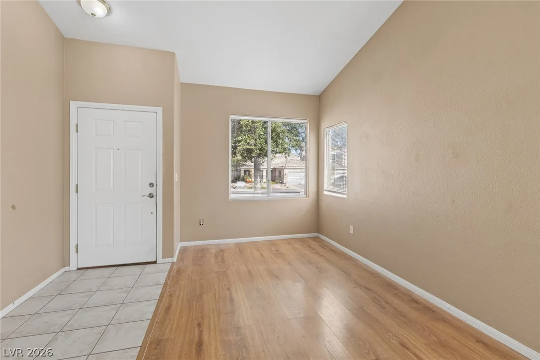 1563 Pimlico Hills Street — photo 5