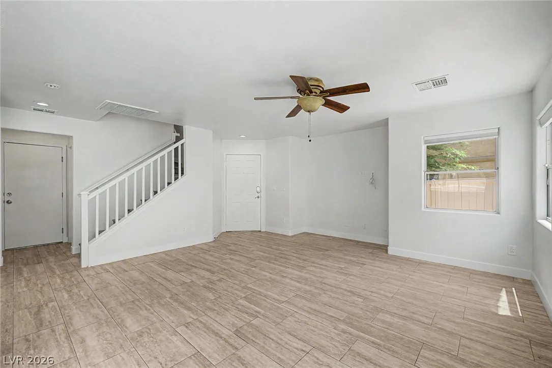 8168 New Leaf Avenue — photo 3