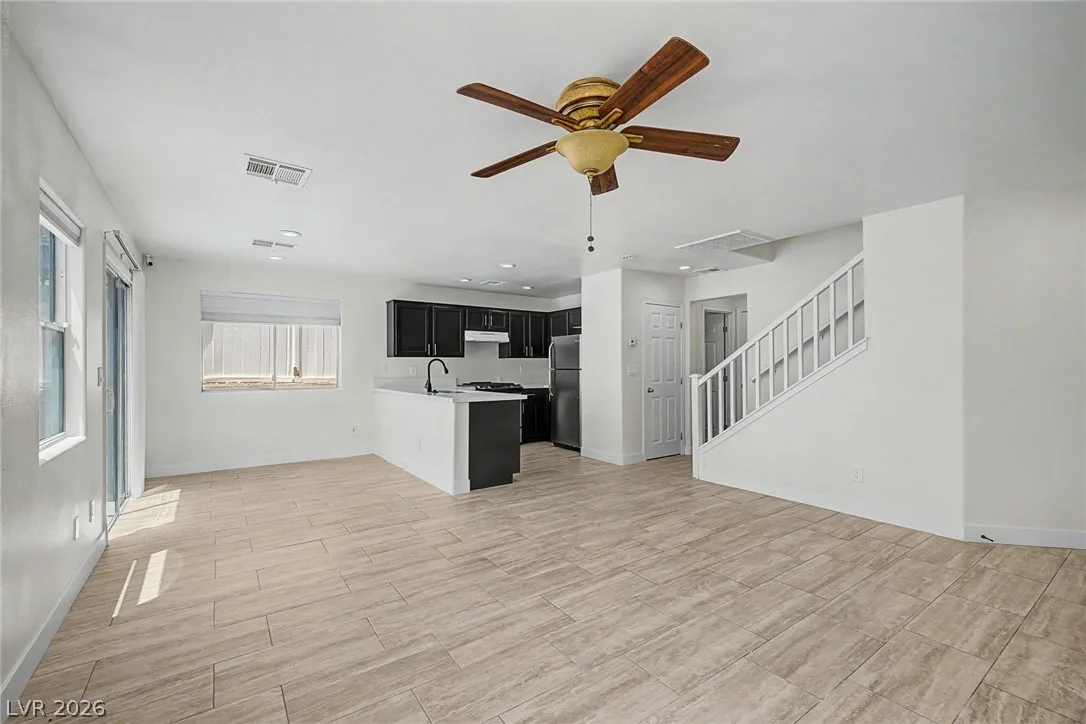 8168 New Leaf Avenue — photo 4
