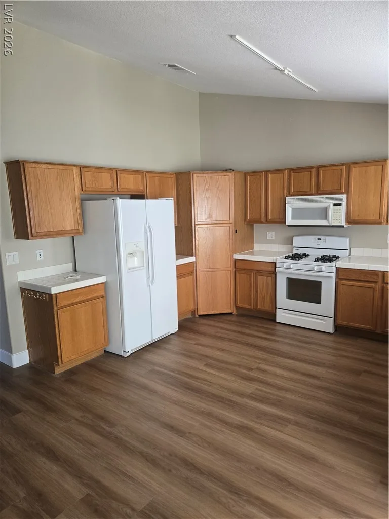 239 Oxford Cloth Court — photo 3