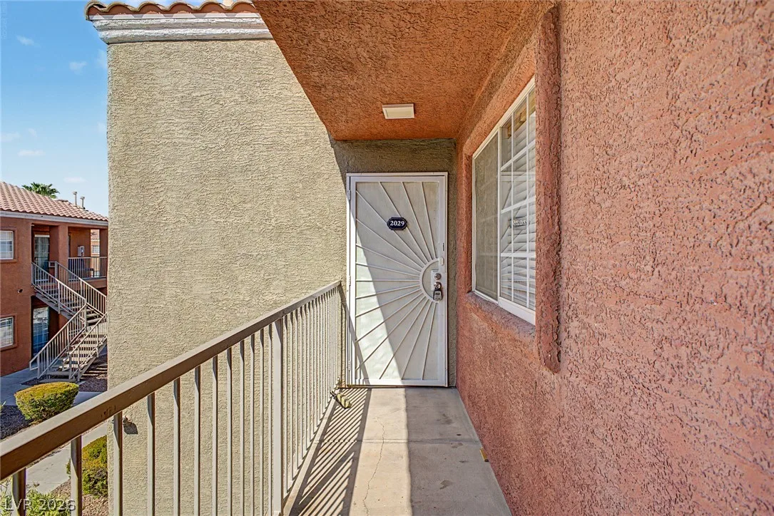 4730 CRAIG Road 2029 — photo 4