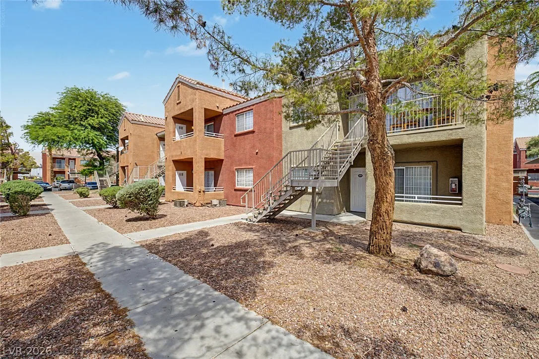 4730 CRAIG Road 1091 — photo 2