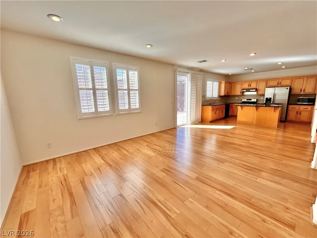 7287 Apache Mission Court — photo 2
