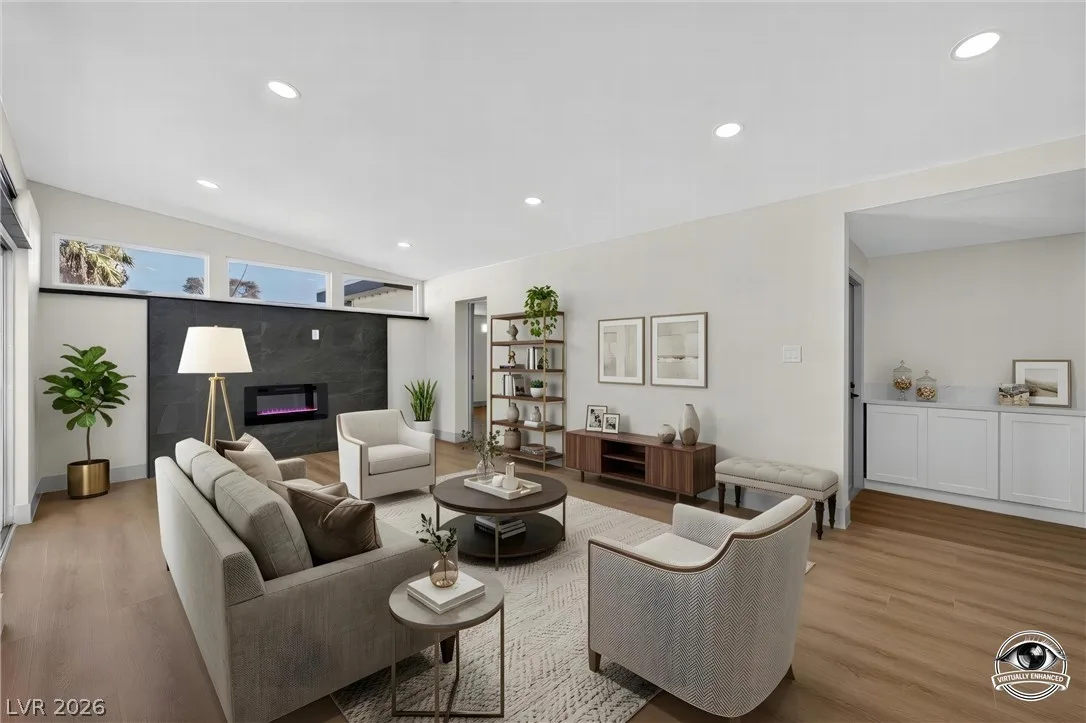2806 Perliter Avenue — photo 3