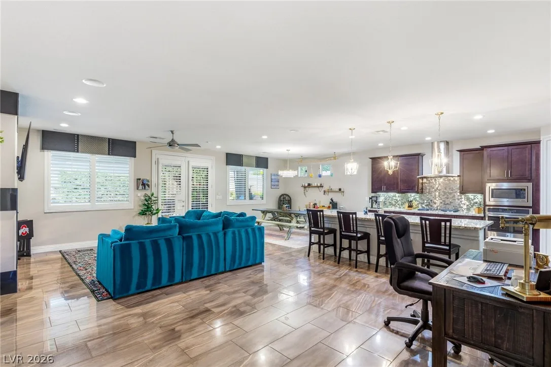6955 Lakota Summit Court — photo 4