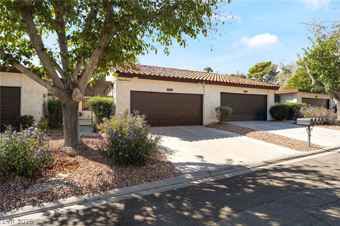 2641 San Martin Court — photo 2