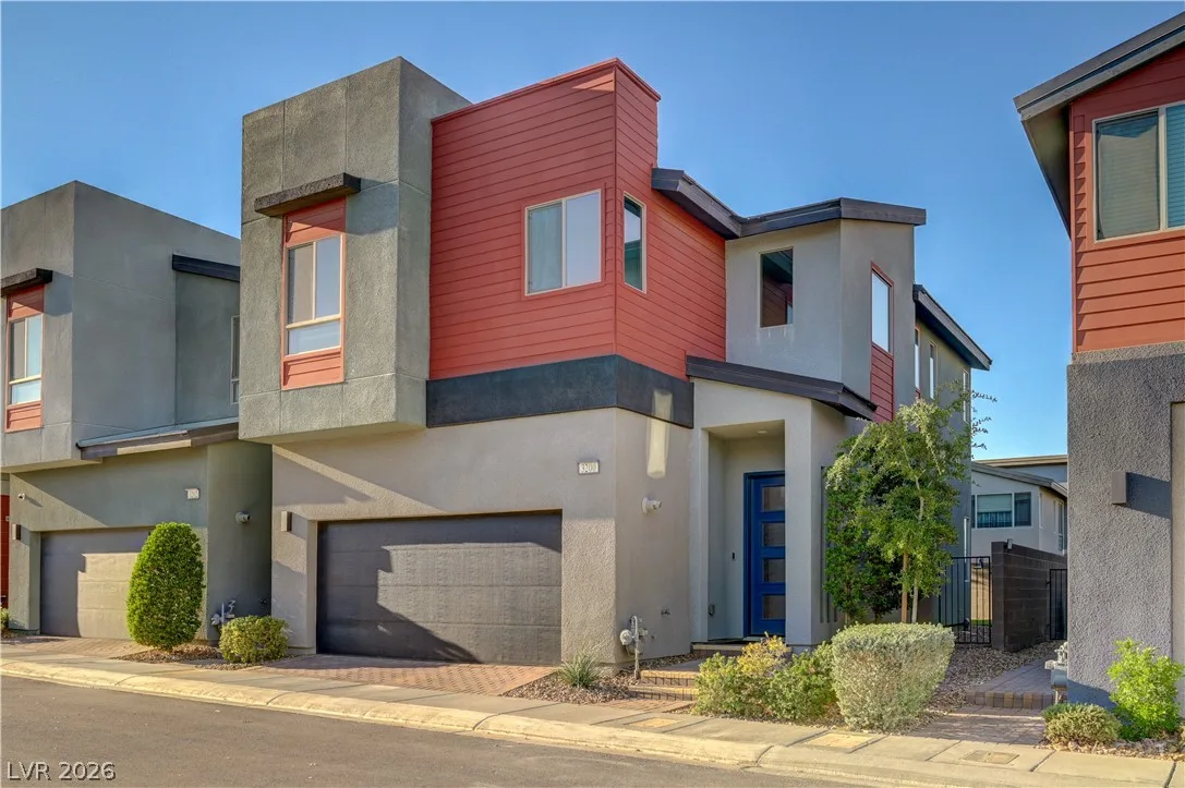 3200 Vittoria Avenue — photo 1