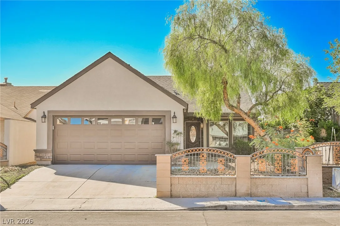 6249 Saginaw Drive — photo 1