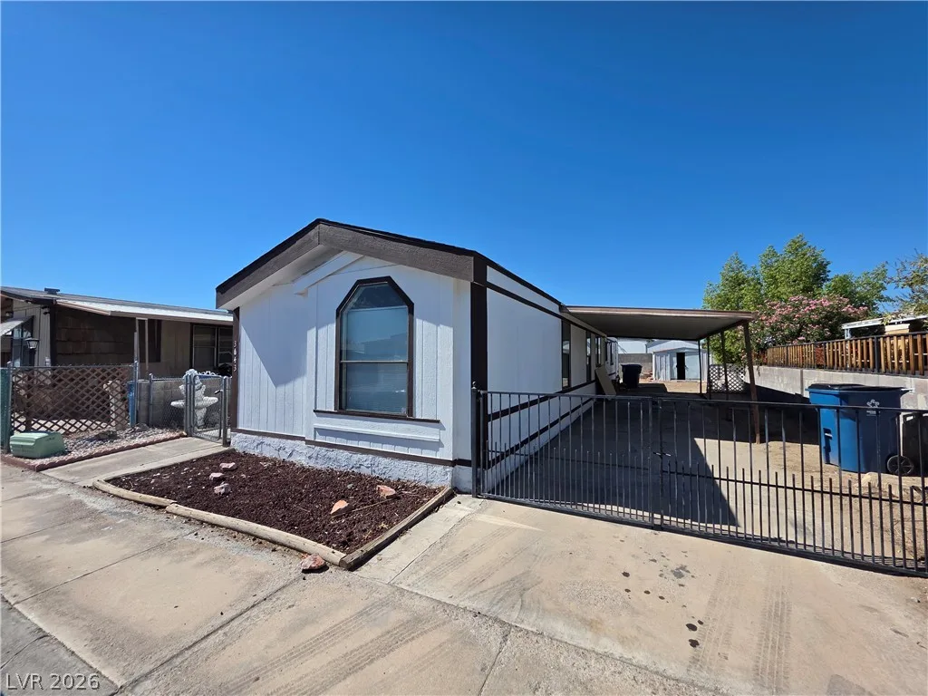 3643 Fort McHenry Drive — photo 1