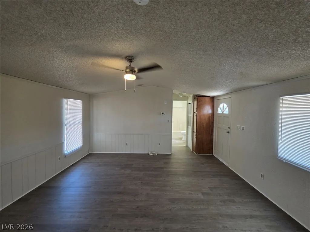 3643 Fort McHenry Drive — photo 3