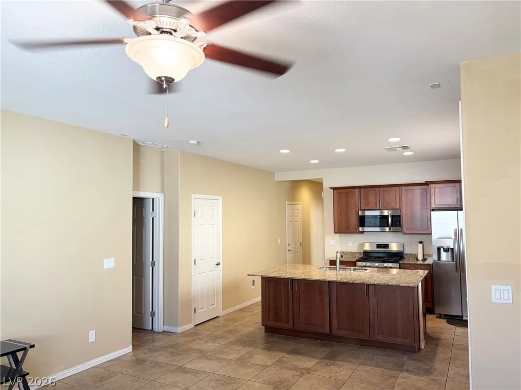 2657 Crystal Blue Street — photo 4
