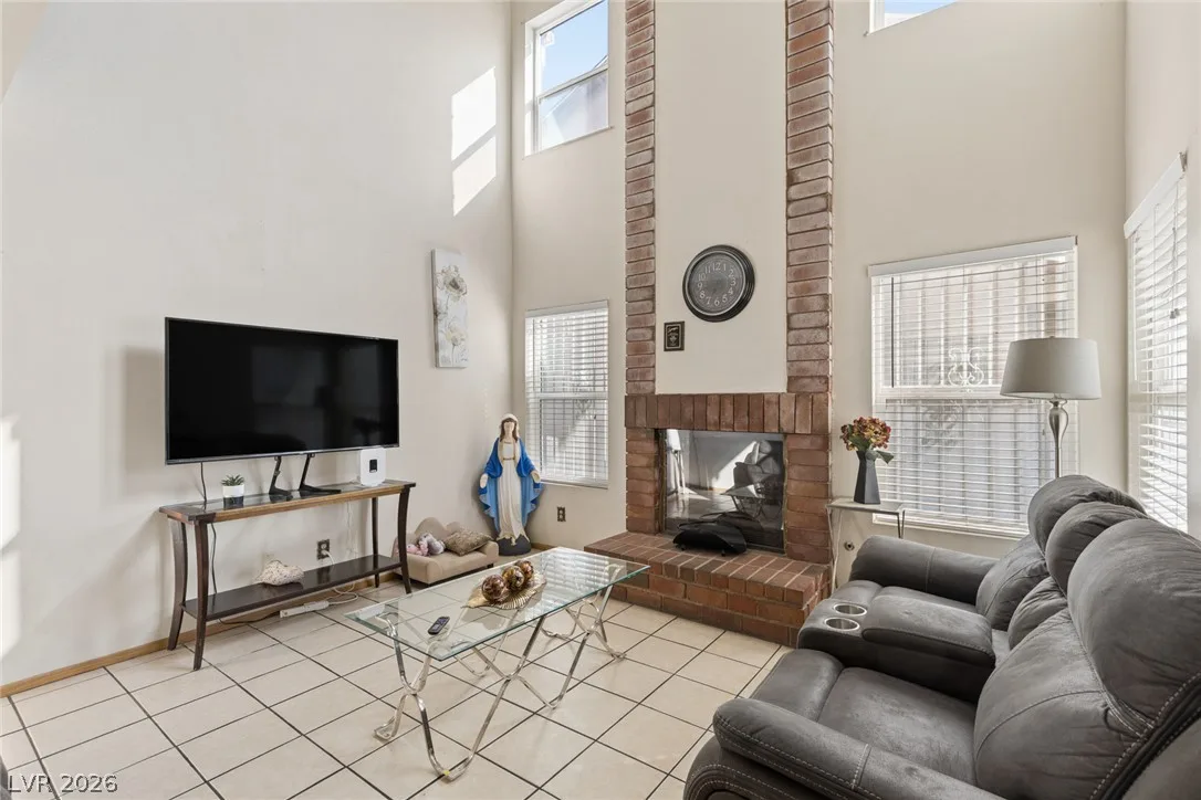 4166 Tolkien Avenue — photo 4
