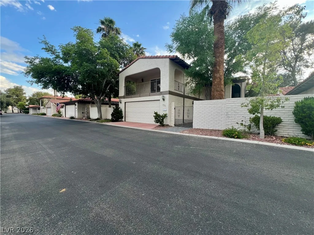 2316 Plaza Del Grande — photo 2