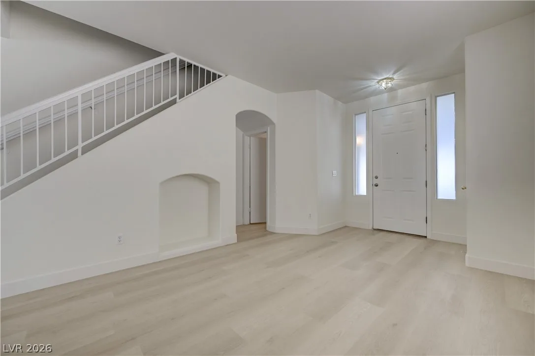 10369 Bent Willow Avenue — photo 5