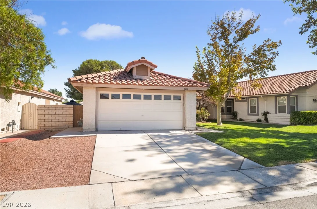 8466 Palmada Drive — photo 2