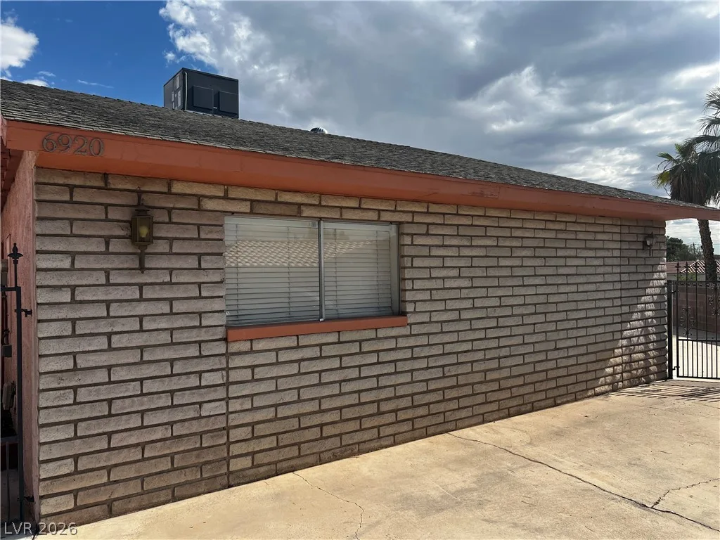 6920 Edna Avenue — photo 3