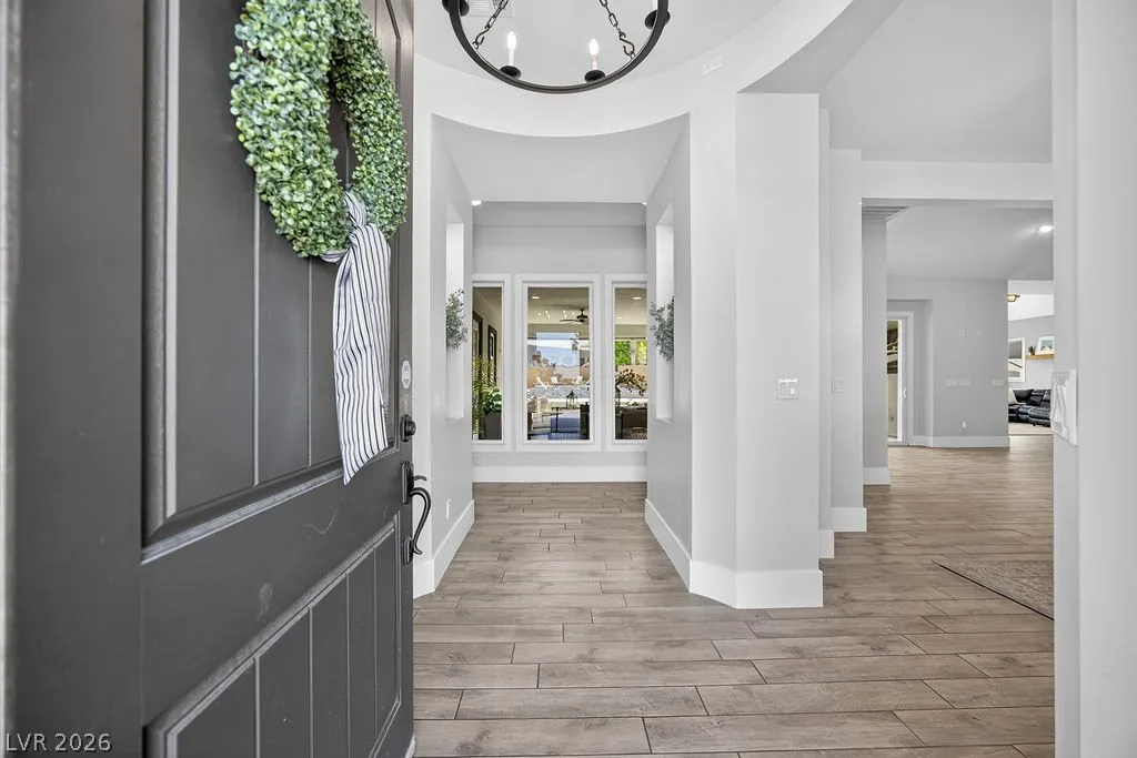 5865 Egan Crest Drive — photo 2